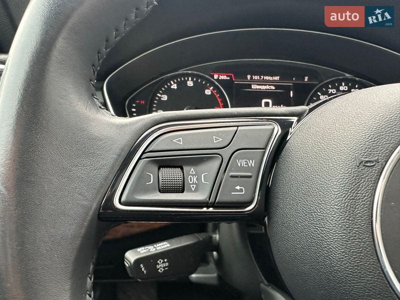 Седан Audi A4 2019 в Львові