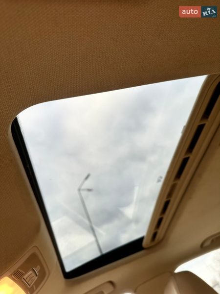 Седан Audi A4 2014 в Львові