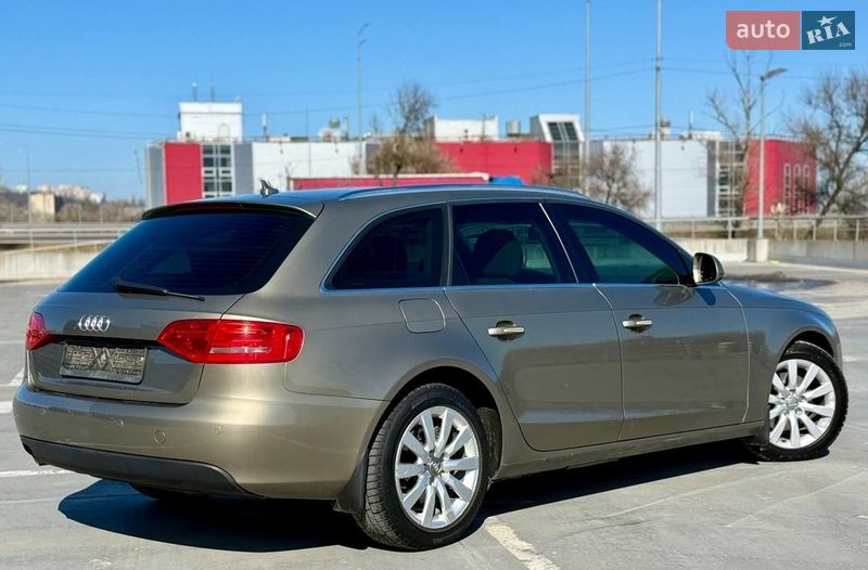Универсал Audi A4 2008 в Киеве