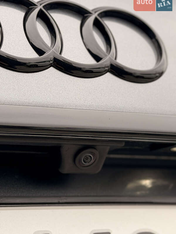 Седан Audi A4 2024 в Киеве