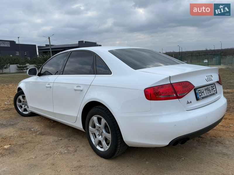 Седан Audi A4 2009 в Одессе