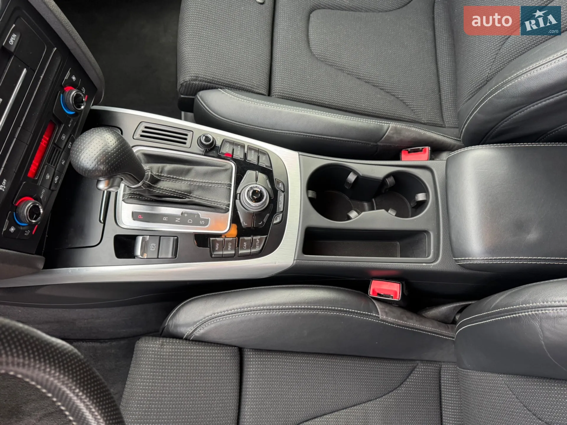 2011 Audi A4 - мініатюра 33