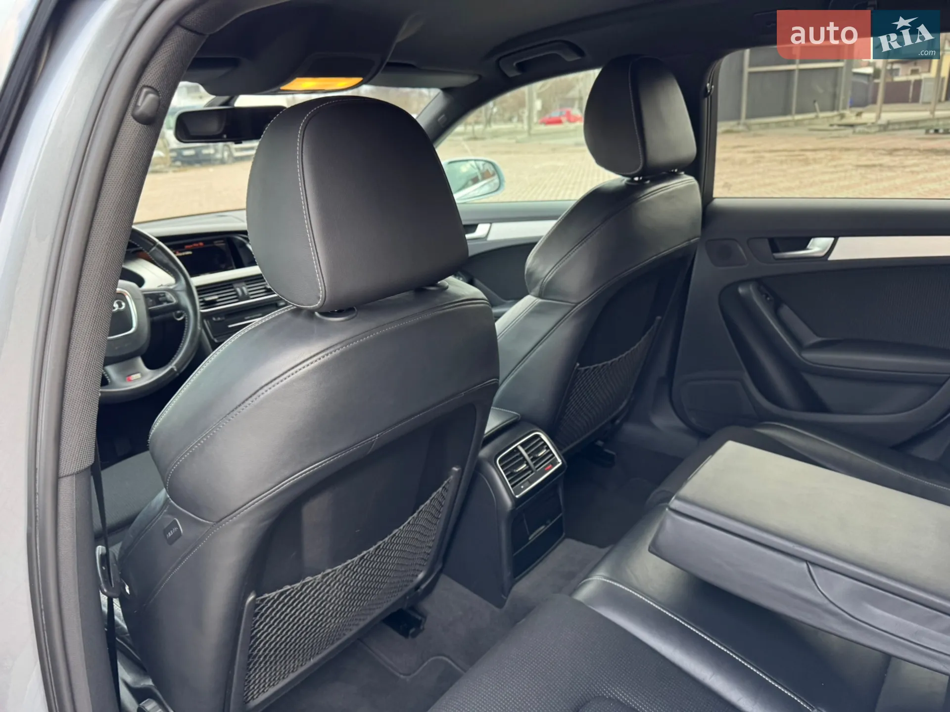 2011 Audi A4 - мініатюра 43