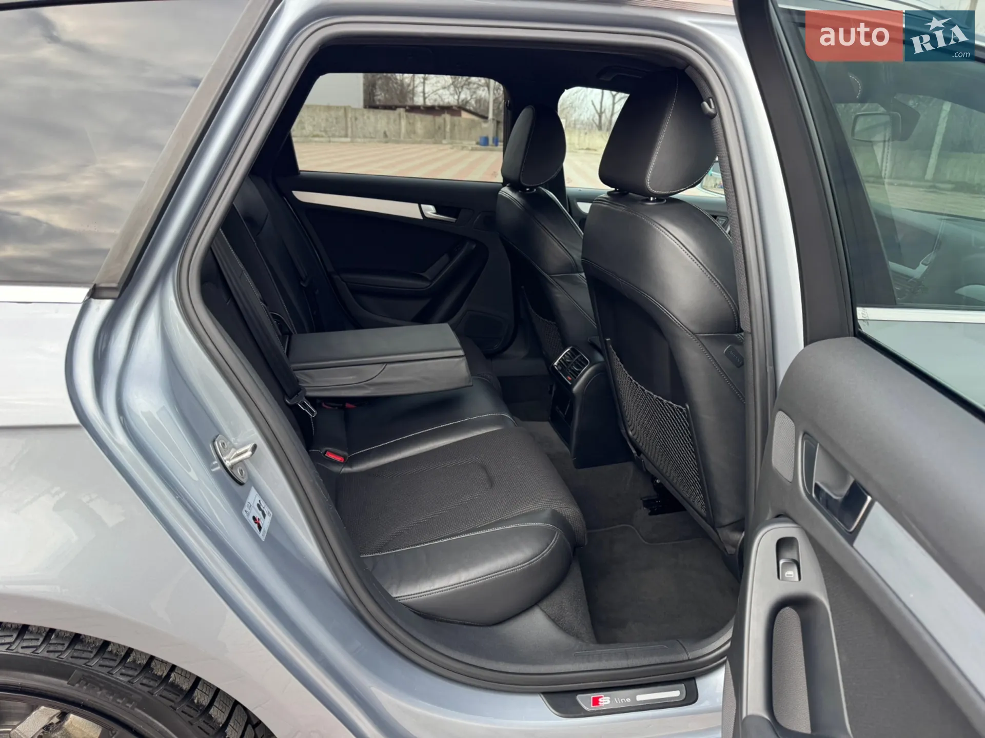 2011 Audi A4 - мініатюра 46