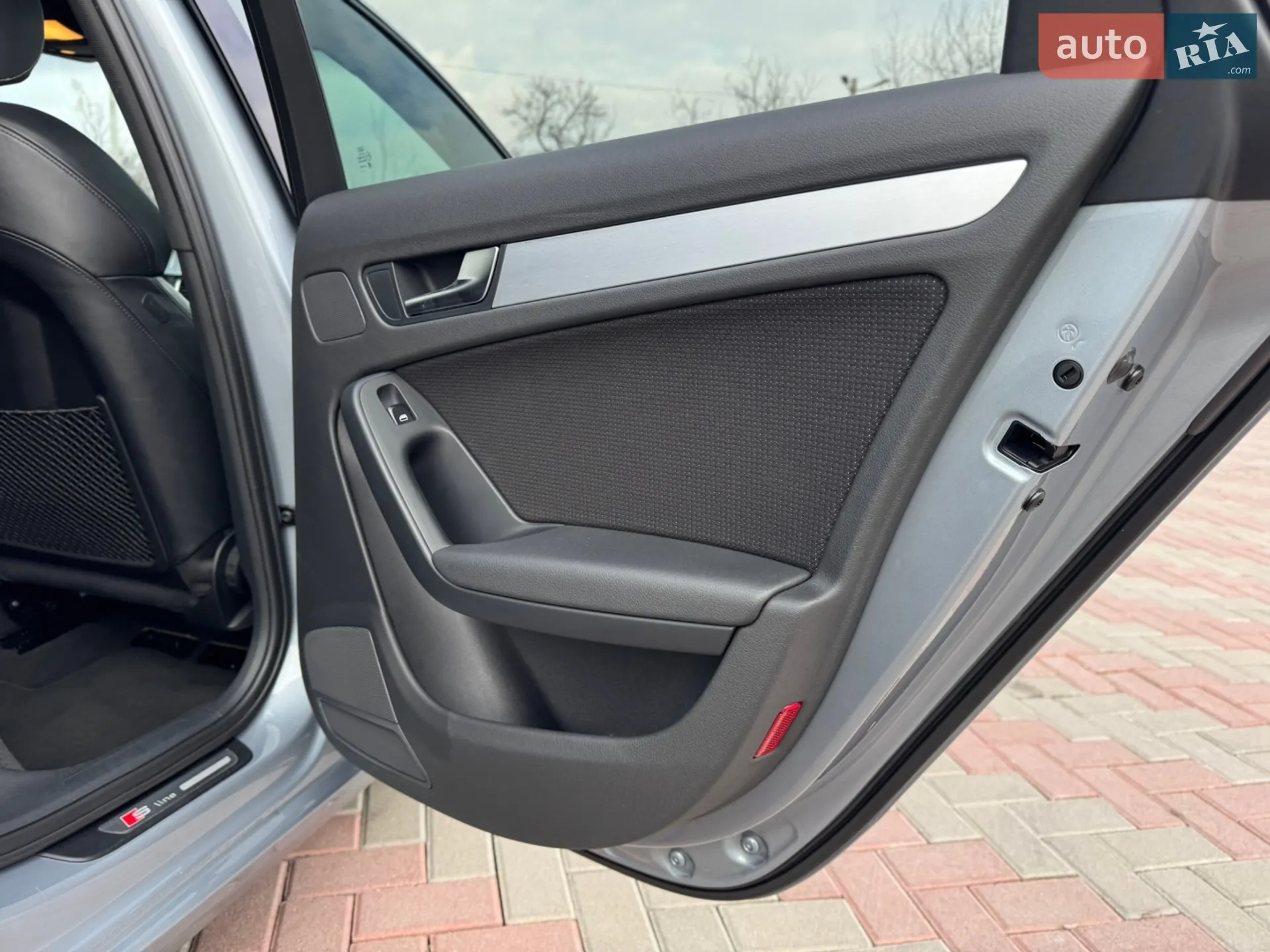 2011 Audi A4 - мініатюра 50