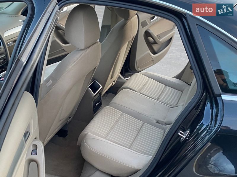 Седан Audi A4 2009 в Ирпене
