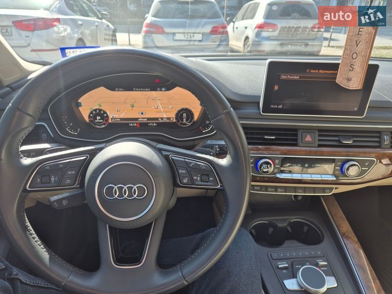 Седан Audi A4 2017 в Луцке