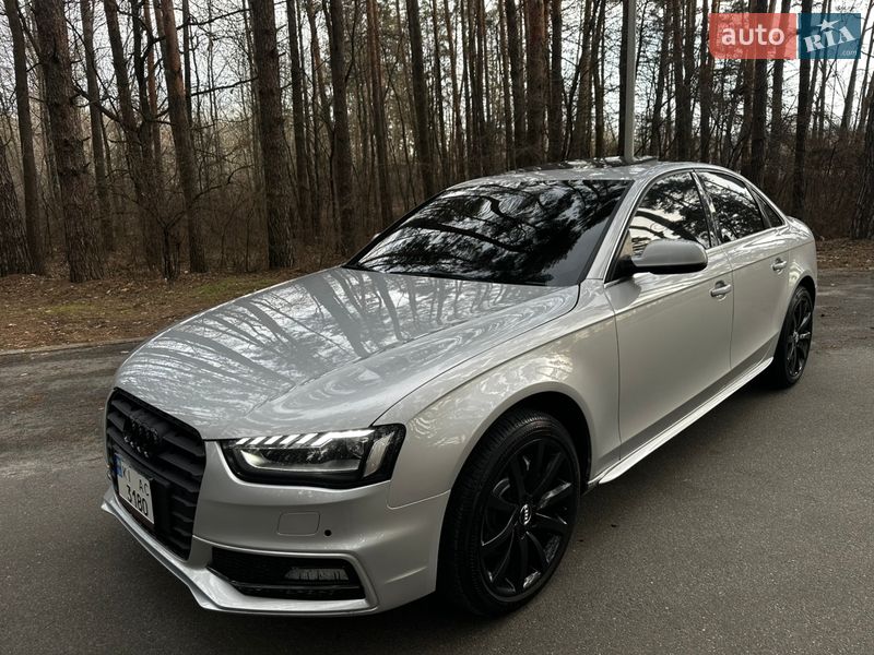 Седан Audi A4 2013 в Обухове