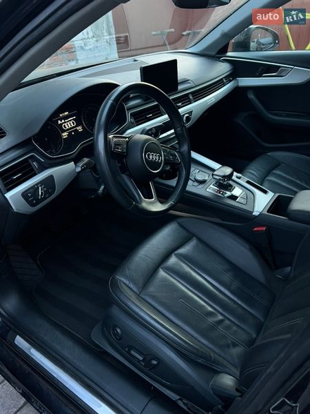 Седан Audi A4 2016 в Львові