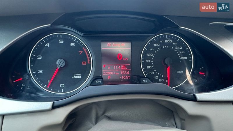 Седан Audi A4 2011 в Києві