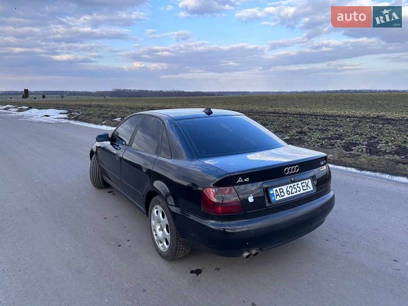 Седан Audi A4 1998 в Виннице