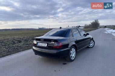 Седан Audi A4 1998 в Виннице