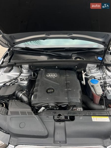 Седан Audi A4 2015 в Львове