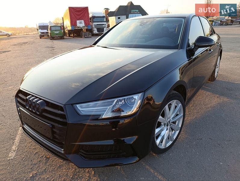 Седан Audi A4 2016 в Переяславе