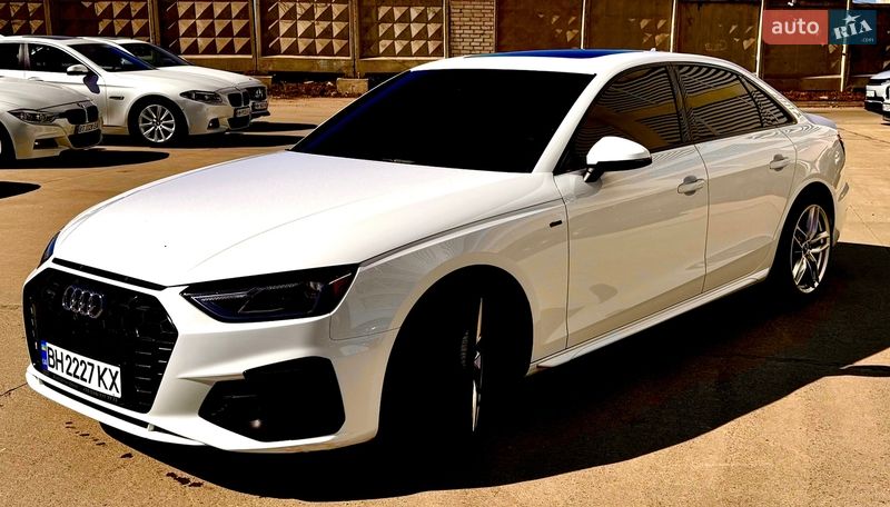 Седан Audi A4 2020 в Одессе