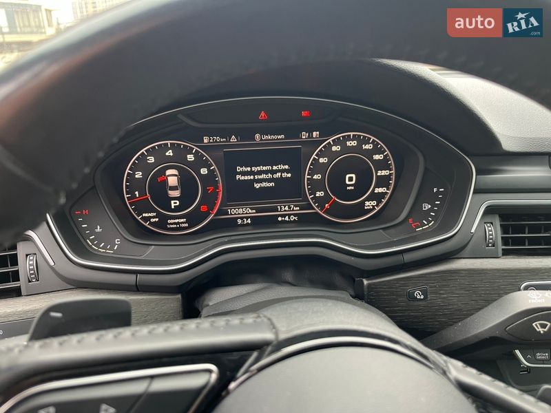 Седан Audi A4 2018 в Киеве