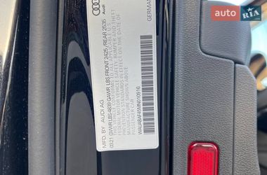 Седан Audi A4 2021 в Львове