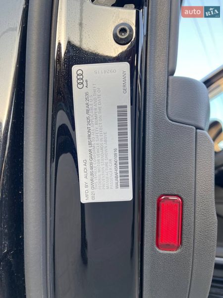 Седан Audi A4 2021 в Львове