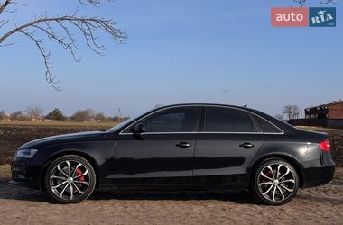 Седан Audi A4 2013 в Полтаве