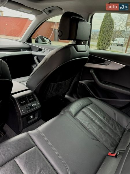 Седан Audi A4 2017 в Черновцах