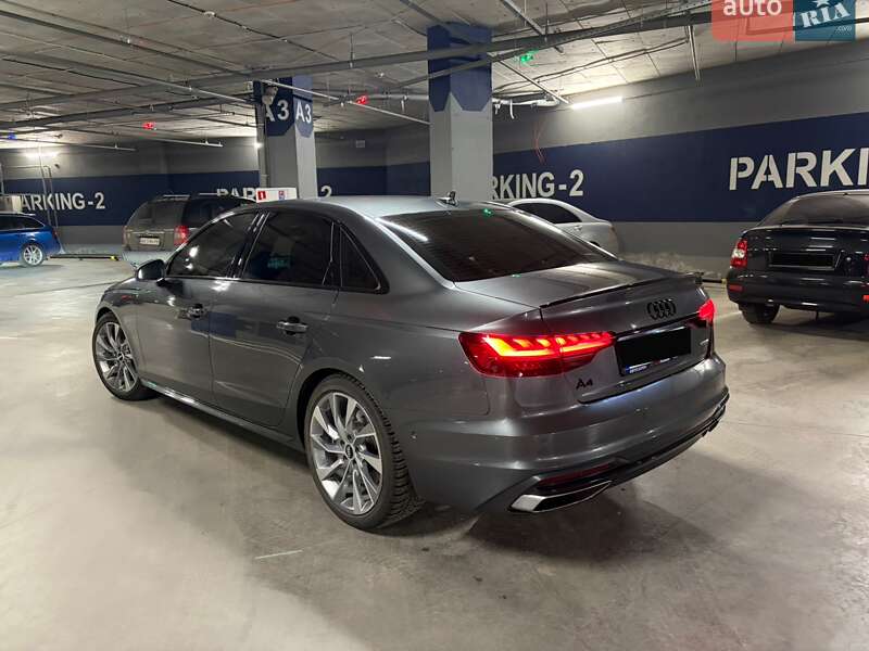 Седан Audi A4 2019 в Харькове