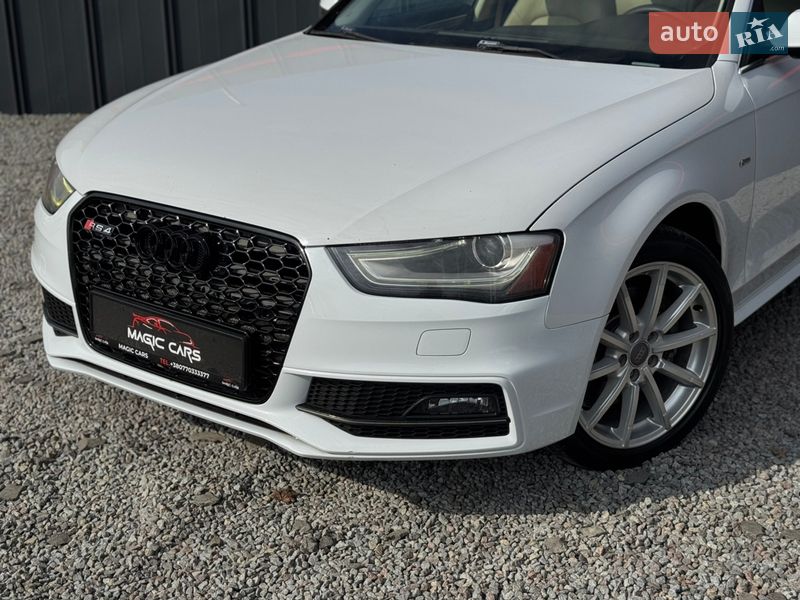 Седан Audi A4 2013 в Луцьку