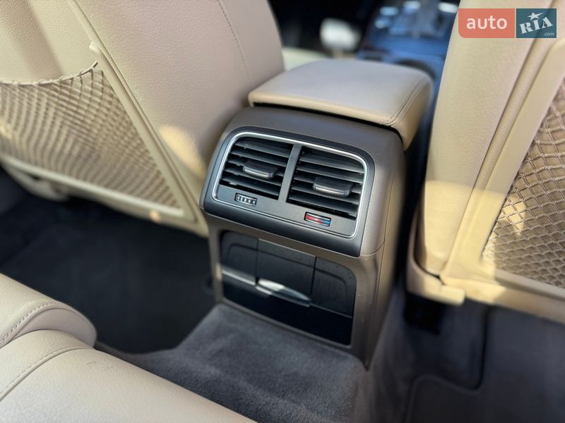 Седан Audi A4 2013 в Луцьку