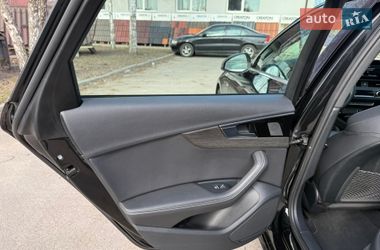 Седан Audi A4 2022 в Києві