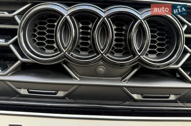 Седан Audi A4 2022 в Києві