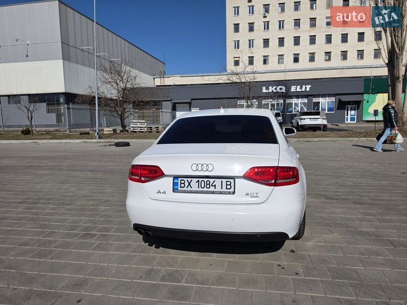Седан Audi A4 2010 в Черкассах