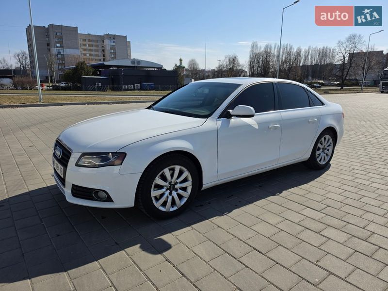 Седан Audi A4 2010 в Черкассах