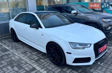 Седан Audi A4 2015 в Киеве