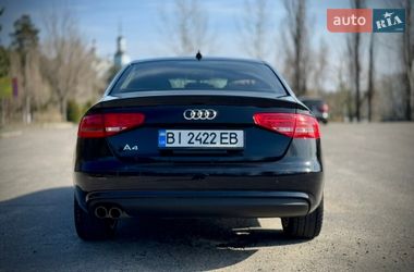 Седан Audi A4 2014 в Горишних Плавнях