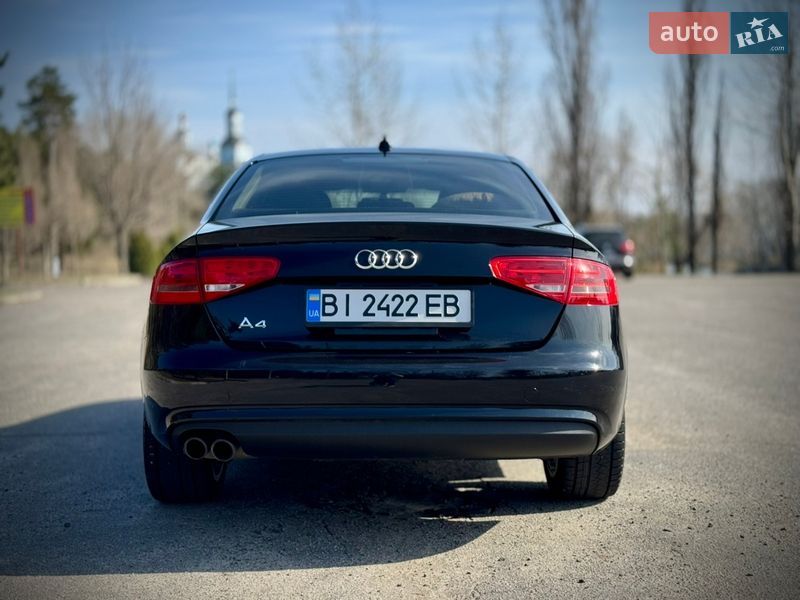 Седан Audi A4 2014 в Горишних Плавнях