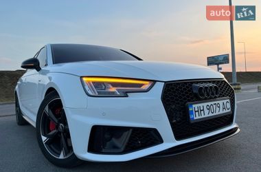 Седан Audi A4 2019 в Львове