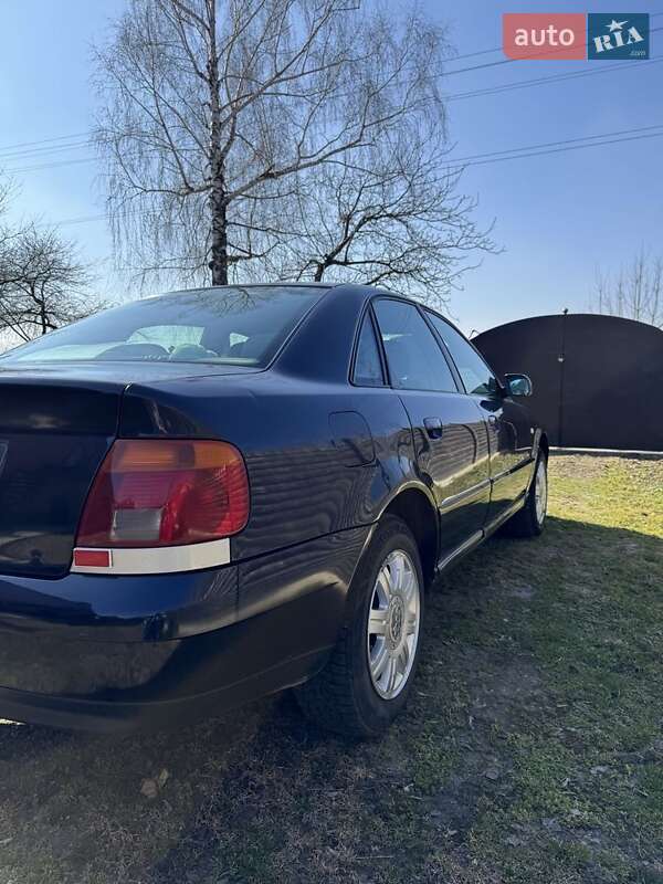 Седан Audi A4 1999 в Берестечку фото 4 Седан Audi A4 1999 в Берестечку
