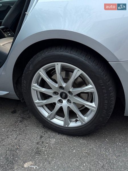 Седан Audi A4 2021 в Киеве
