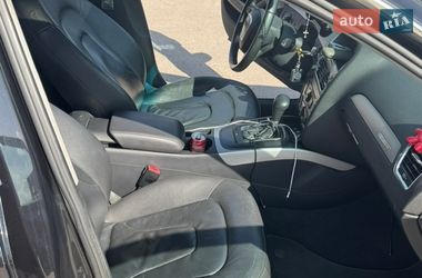 Седан Audi A4 2011 в Львове