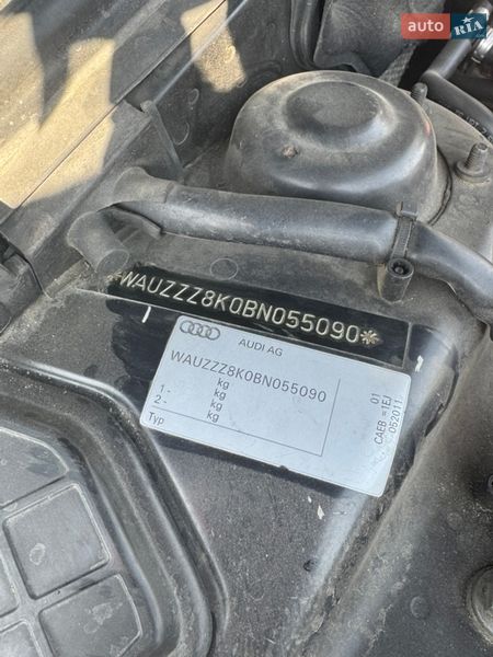 Седан Audi A4 2011 в Львове