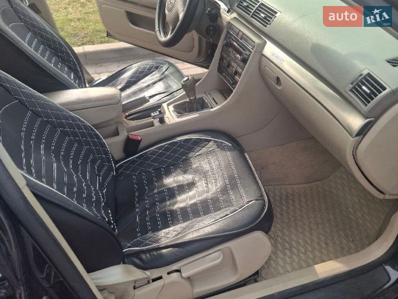 Универсал Audi A4 2004 в Новояворовске