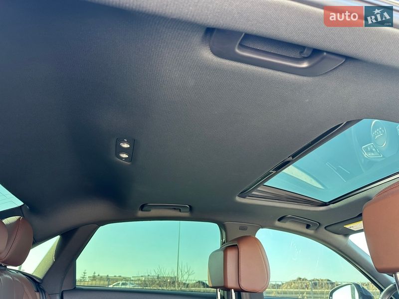 Седан Audi A4 2018 в Львові