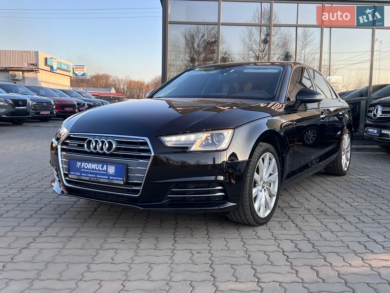 Седан Audi A4 2017 в Нововолынске