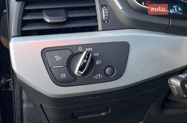 Седан Audi A4 2017 в Нововолынске