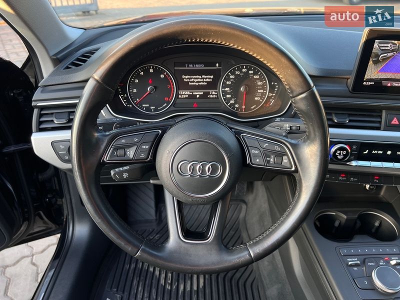 Седан Audi A4 2017 в Нововолынске