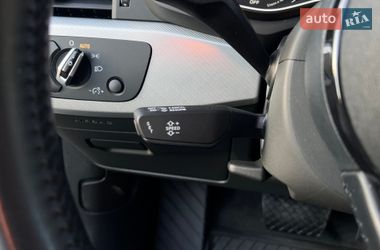 Седан Audi A4 2017 в Нововолынске