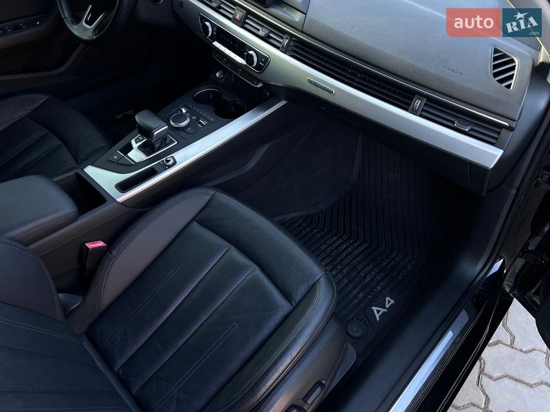 Седан Audi A4 2017 в Нововолынске