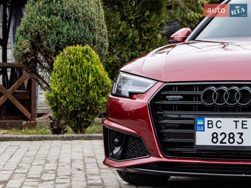 Седан Audi A4 2019 в Львові