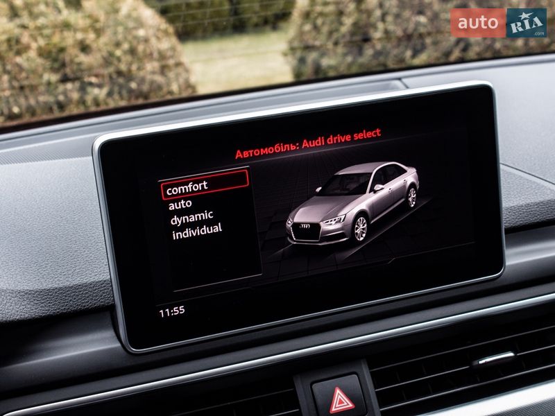 Седан Audi A4 2019 в Львові
