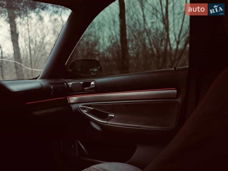 Седан Audi A4 2000 в Львове