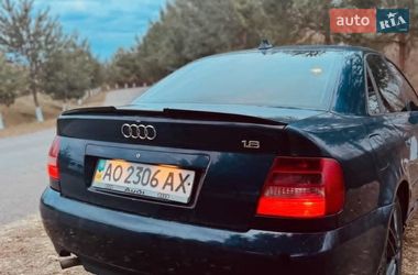 Седан Audi A4 2000 в Львове